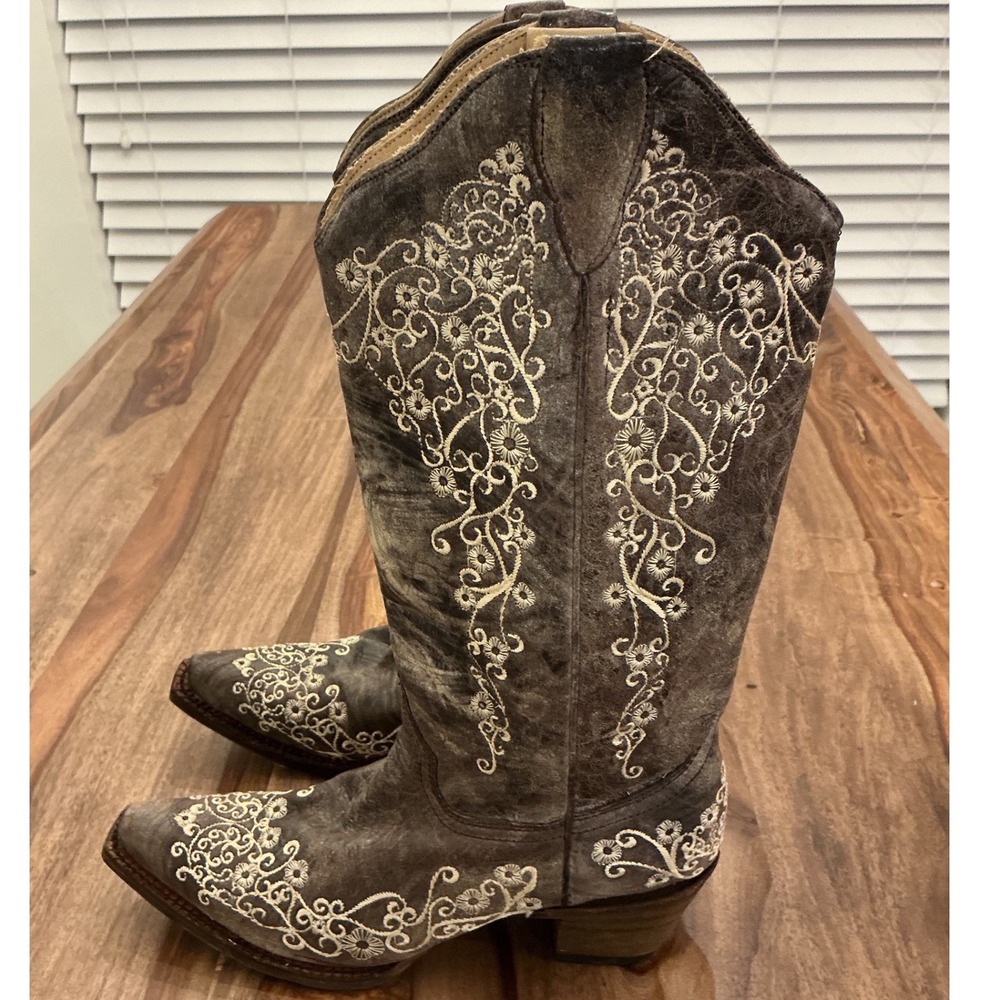 Corral Vintage Womens Brown Distressed Leather Floral Embroidered Boots 8.5M